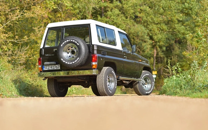 Toyota Land Cruiser cena 89999 przebieg: 341000, rok produkcji 1990 z Ryglice małe 154